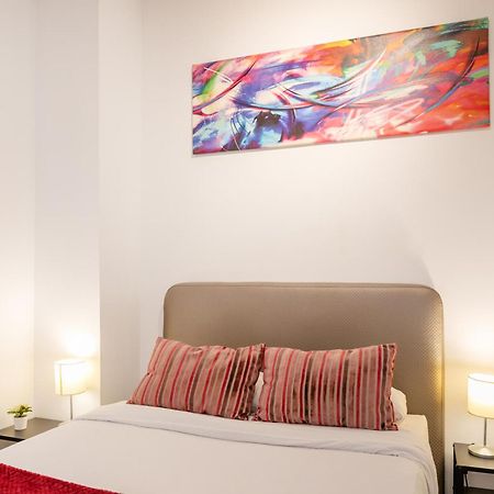 Apartamentos San Leandro, Centro Аликанте Экстерьер фото